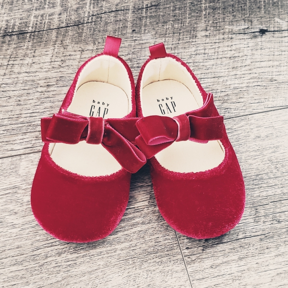 Baby Gap 12-18mths Ballet Flat Crib Shoes